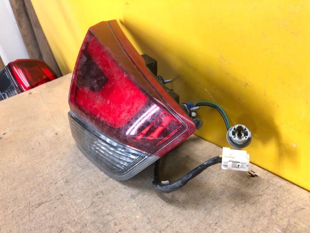 26555-6FL5A | Ліхтар внутрішній лів. NISSAN X-TRAIL/ROGUE T32 13-20 - Фото 4