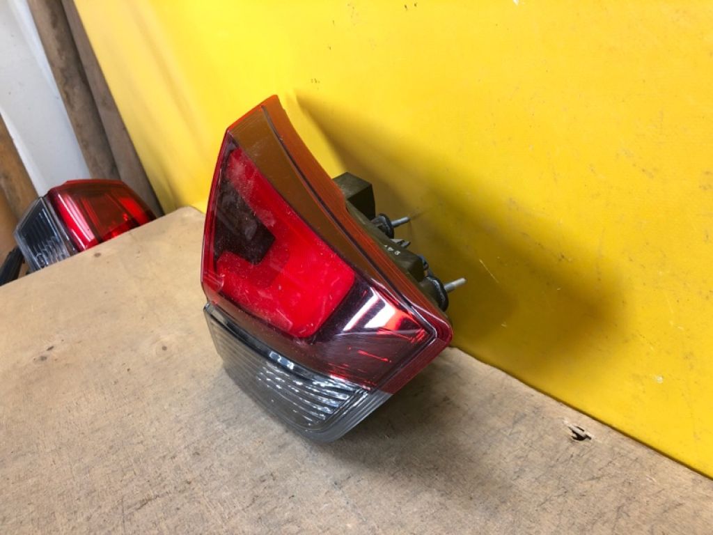 26555-6FL5A | Ліхтар внутрішній лів. NISSAN X-TRAIL/ROGUE T32 13-20 - Фото 4