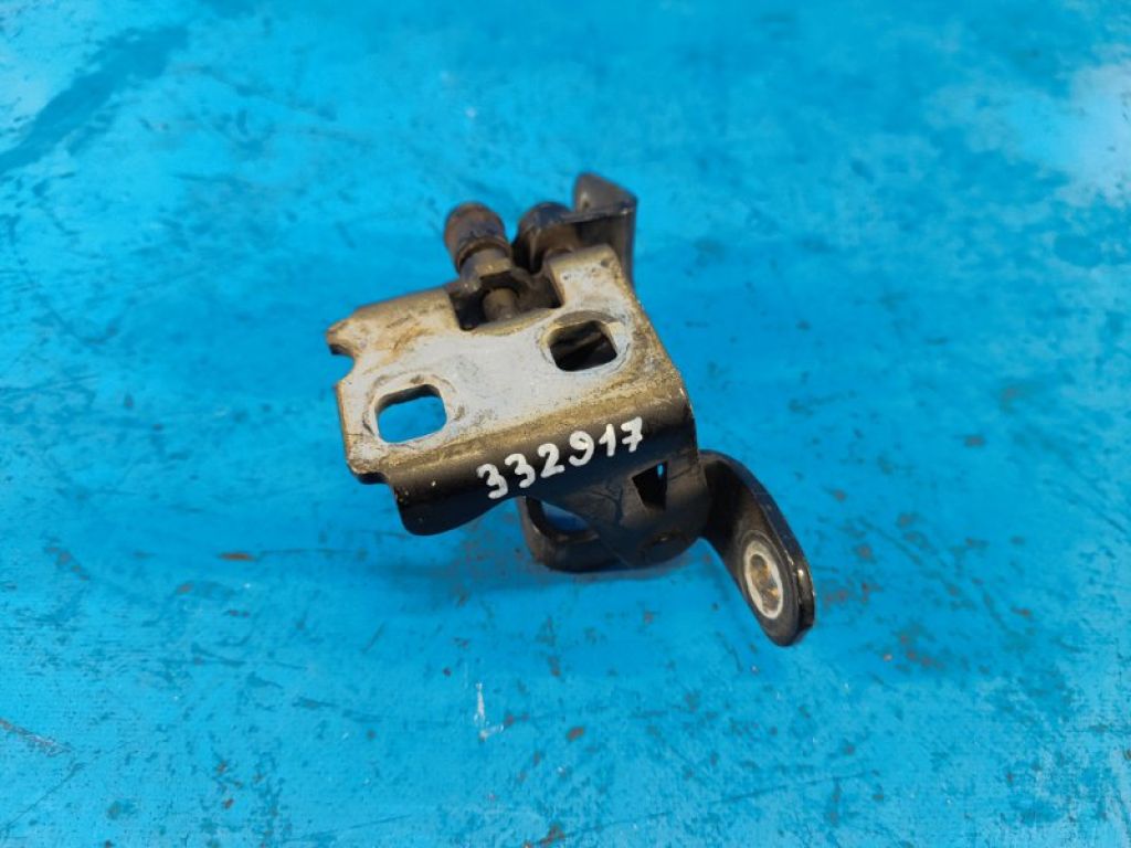 5074 257AA | Петля двери верхняя передн. лев. CHRYSLER SEBRING 06-10