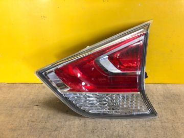 Ліхтар внутрішній прав. NISSAN X-TRAIL/ROGUE T32 13-20
