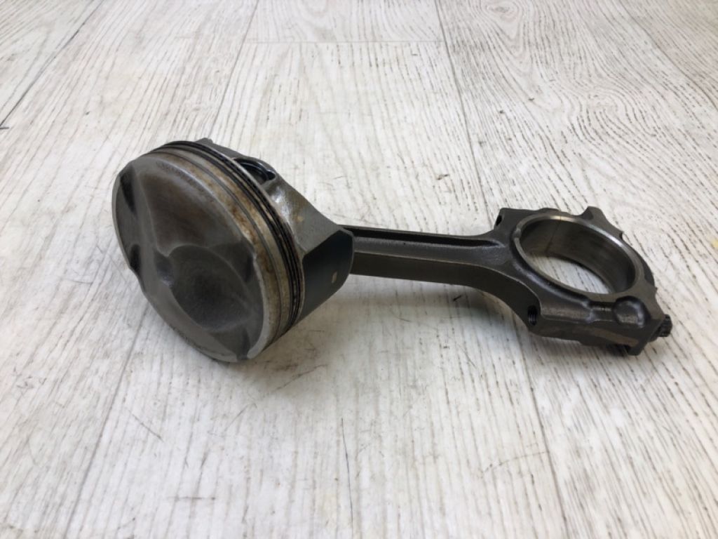 CM5Z-6108-E | поршень FORD FOCUS 10-18