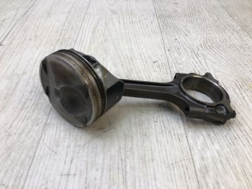 поршень FORD FOCUS 10-18