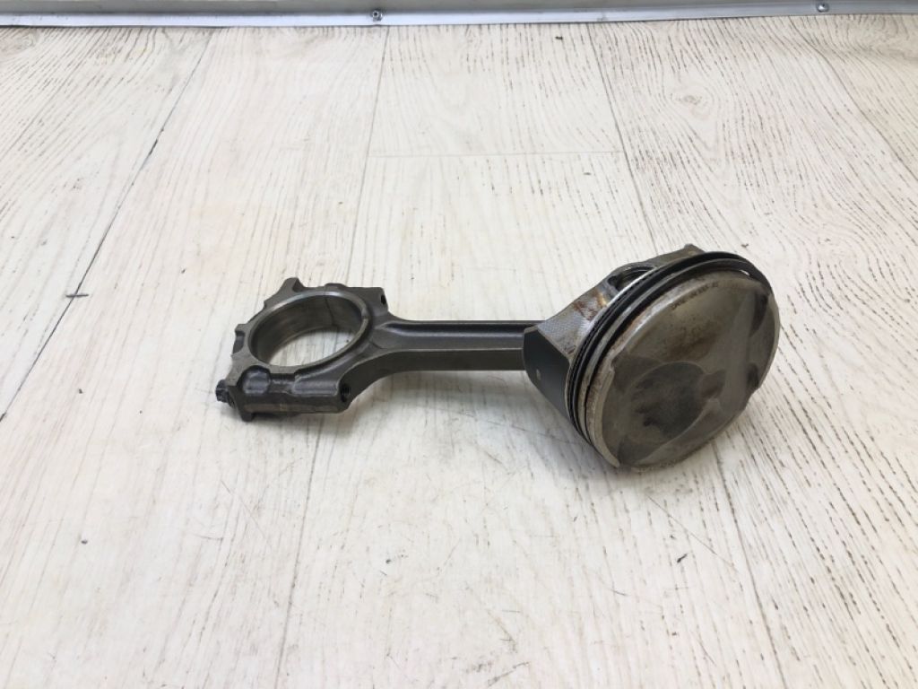 CM5Z-6108-E | поршень FORD FOCUS 10-18