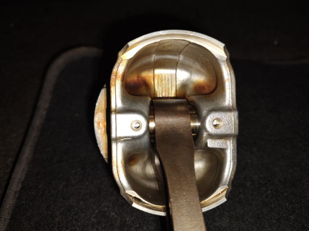 L3YH-11-010 | Поршень MAZDA 6 GG 02-07 - Фото 3