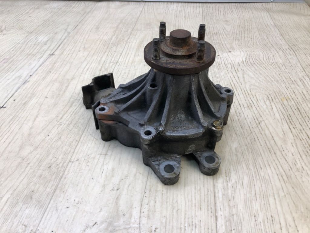 1611069045 | водяний насос TOYOTA LAND CRUISER PRADO 120 02-09
