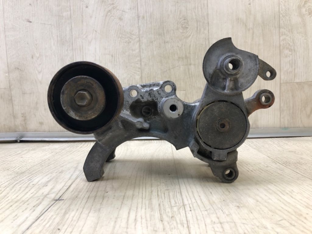 1662030010 | Кронштейн компресора кондиціонера TOYOTA LAND CRUISER PRADO 120 02-09