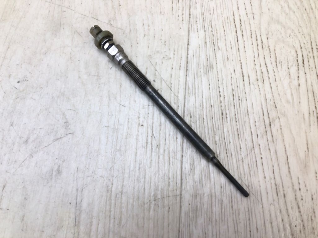 19850-30010 | Свеча накала TOYOTA LAND CRUISER PRADO 120 02-09