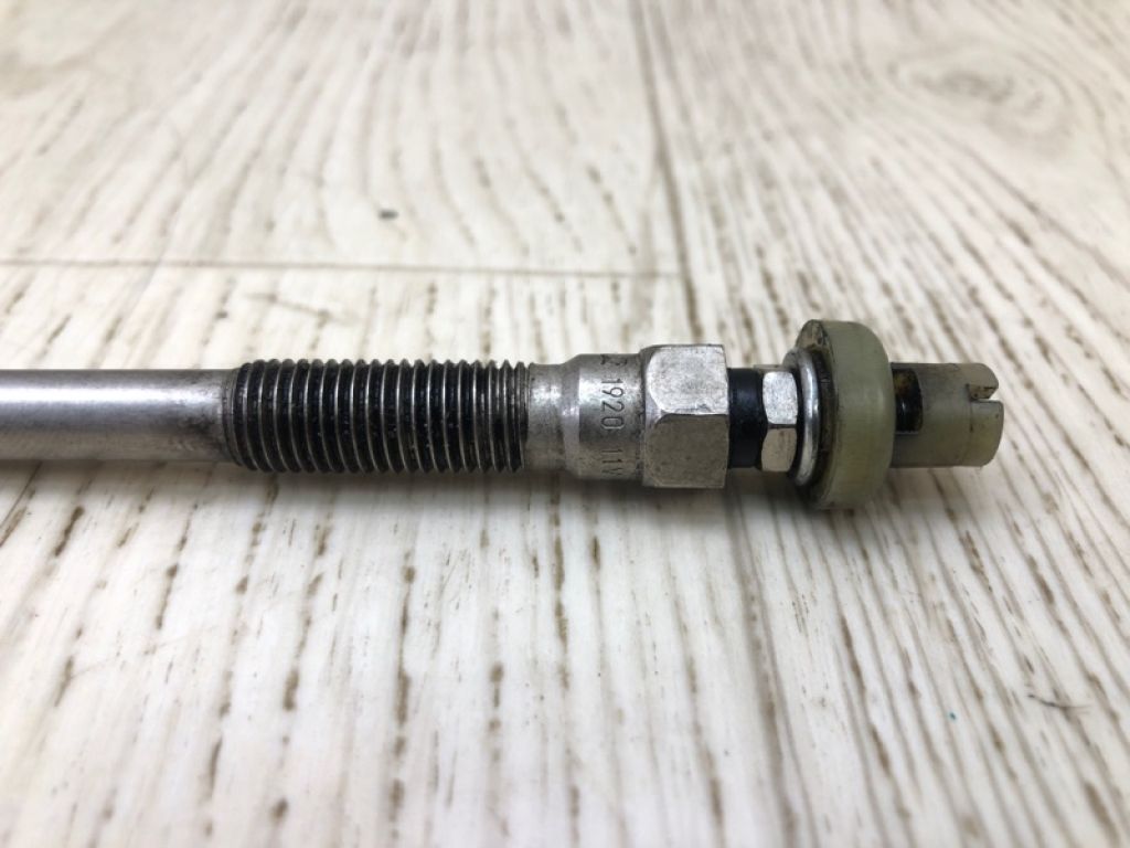 19850-30010 | Свеча накала TOYOTA LAND CRUISER PRADO 120 02-09 - Фото 4