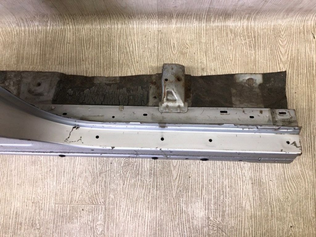 61311-60130 | Стойка кузова средняя прав. LEXUS GX470 02-09 - Фото 3