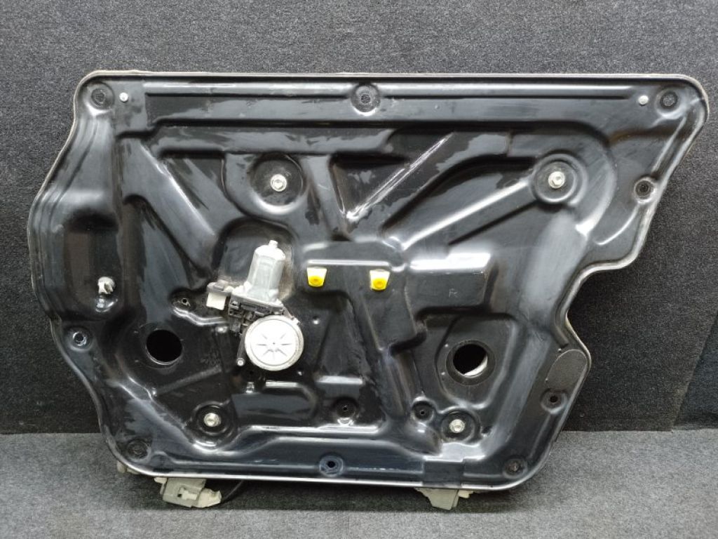 80720-EH100 | Склопідйомник передн. прав. INFINITI M35/M45 04-10