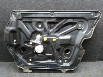 Склопідйомник передн. прав. INFINITI M35/M45 04-10