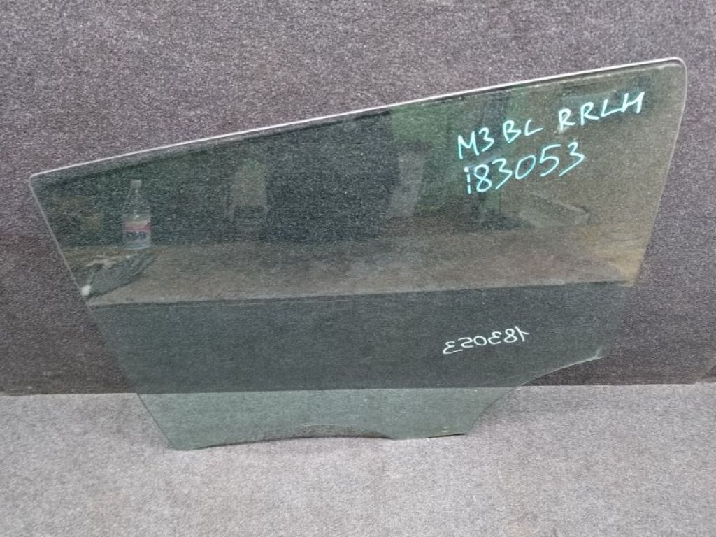 BBN5-73-511A | Стекло двери задн. лев. MAZDA 3 BL 09-13