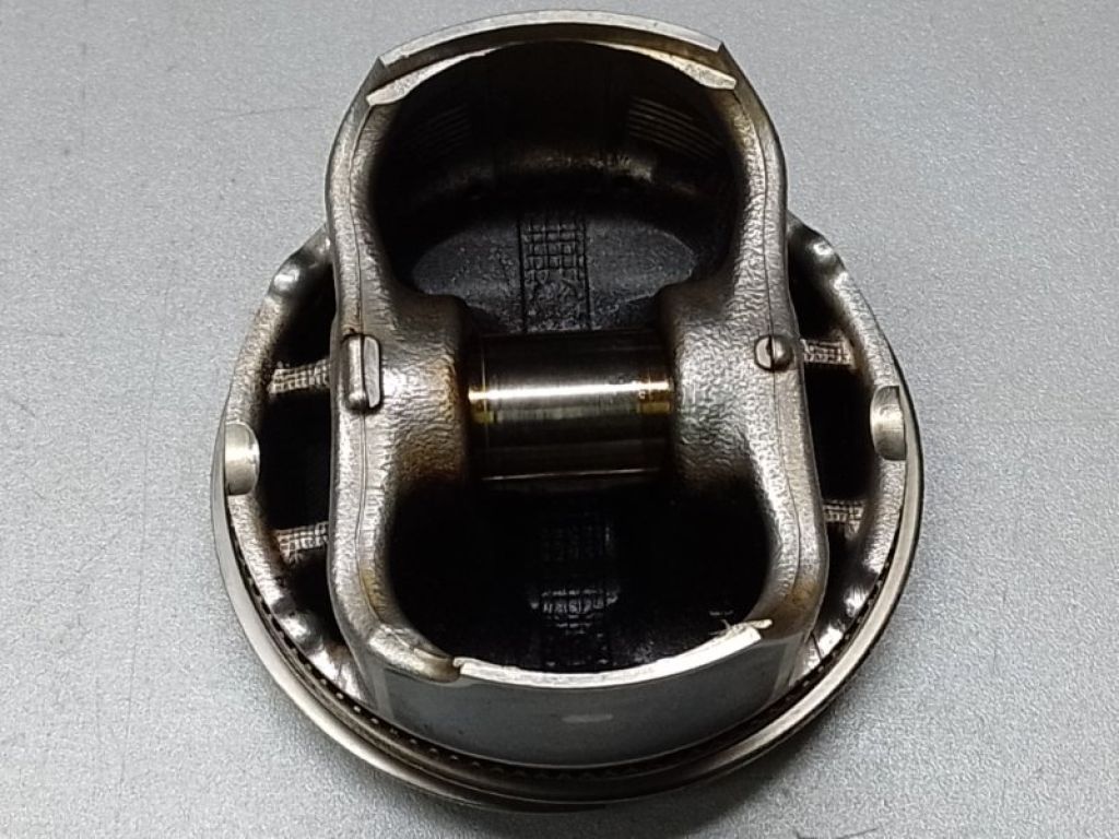 PYY1-11-SA0 | поршень MAZDA 6 GJ 12- - Фото 3