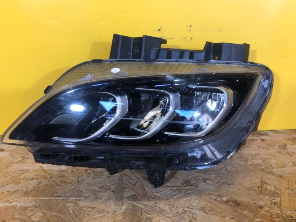 J992163050 | Фара лів. HYUNDAI KONA OS 17-23
