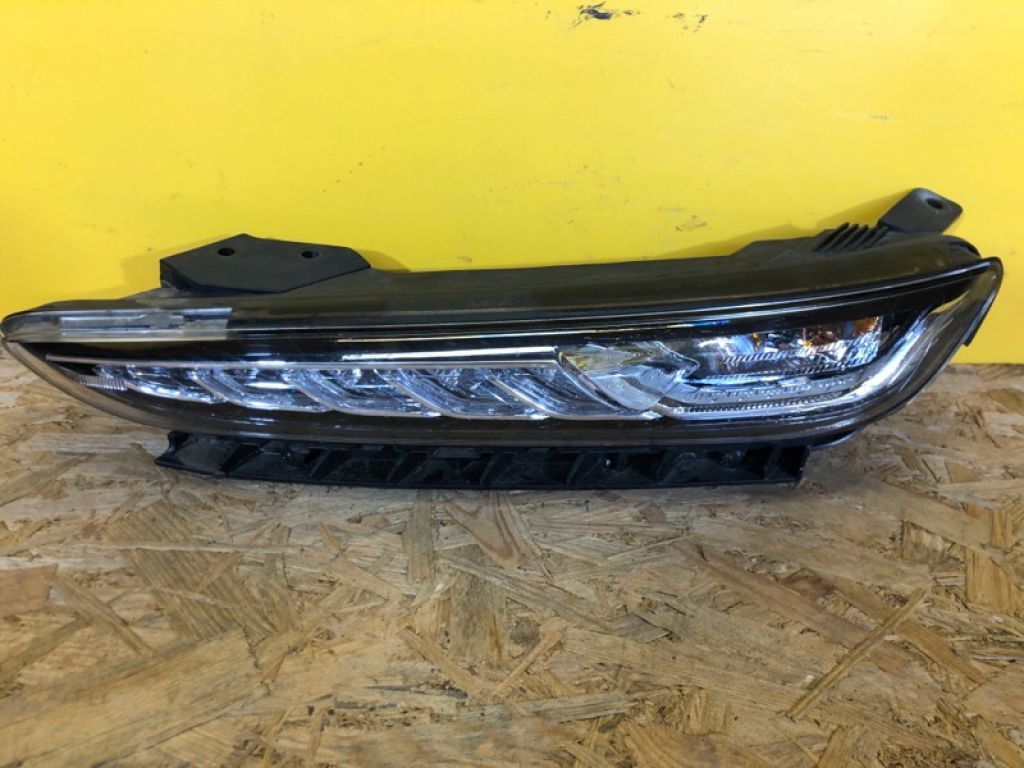 92207-J9000 | Дневной ходовой огонь лев. HYUNDAI KONA OS 17-23