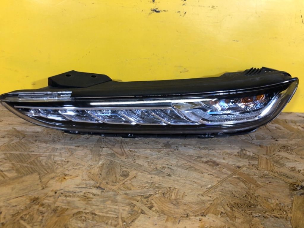 92207-J9000 | Дневной ходовой огонь лев. HYUNDAI KONA OS 17-23