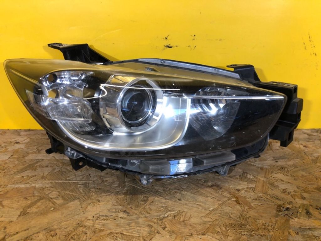 KD54-51-031E | Фара прав. MAZDA CX-5 (KE) 11-17
