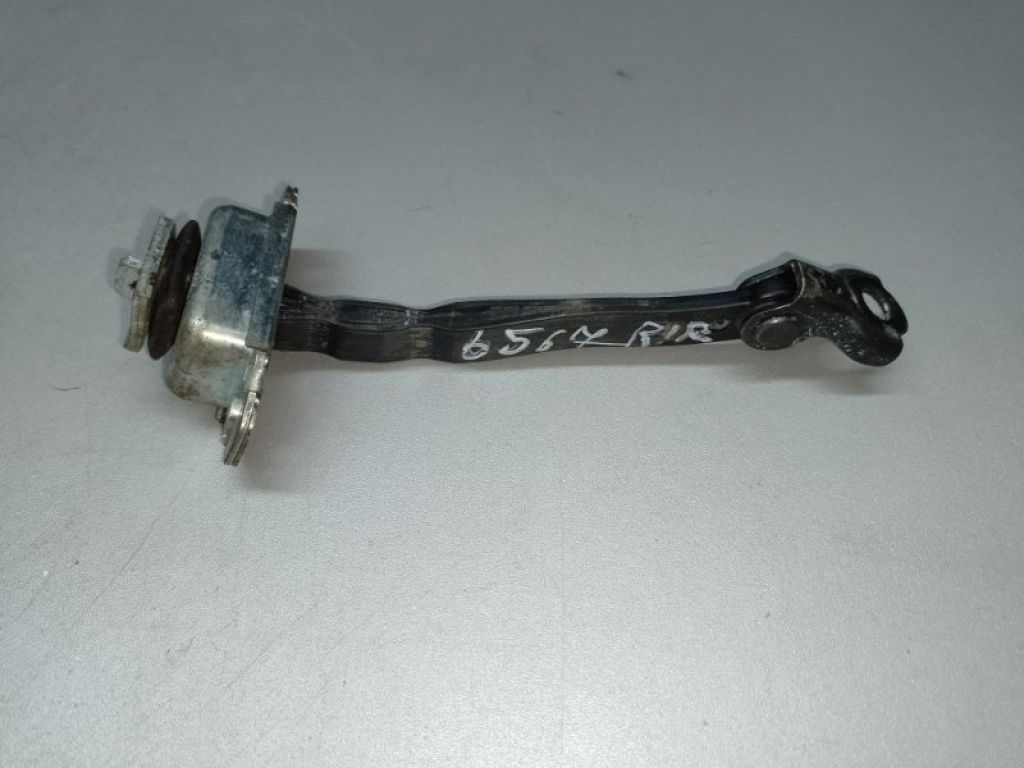 82430-4CL0A | Обмежувач дверей задн. прав. NISSAN X-TRAIL/ROGUE T32 13-20 - Фото 2