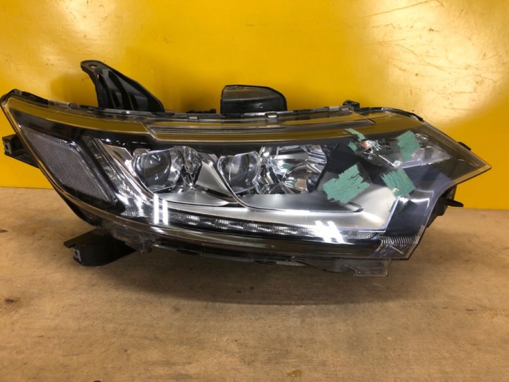 8301C864 | Фара передн. прав. MITSUBISHI OUTLANDER GF 12-