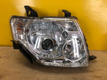 Фара правая MITSUBISHI PAJERO 06-21 Фара правая MITSUBISHI PAJERO 06-21