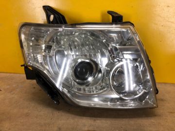 Фара прав. MITSUBISHI PAJERO 06-21
