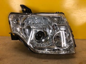 Фара прав. MITSUBISHI PAJERO 06-21