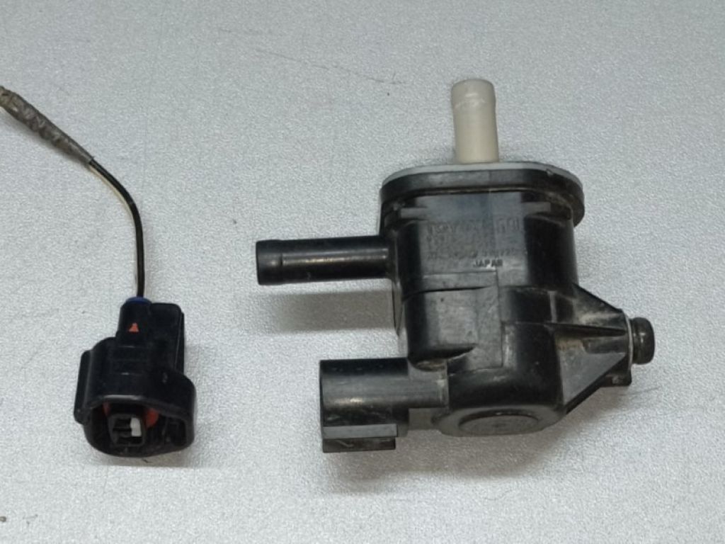 90910-12276 | Клапан электромагнитный (вакуумный) TOYOTA PRIUS 16-