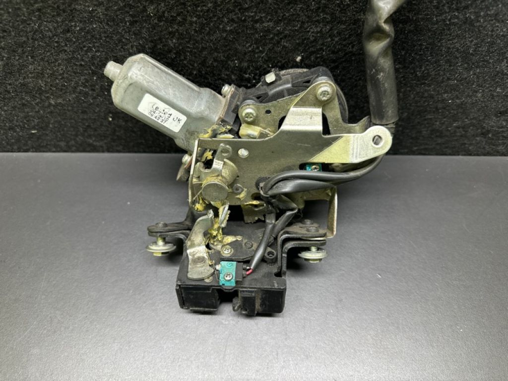 69350-48060 | Замок крышки багажника LEXUS RX350/450 09-15 - Фото 2