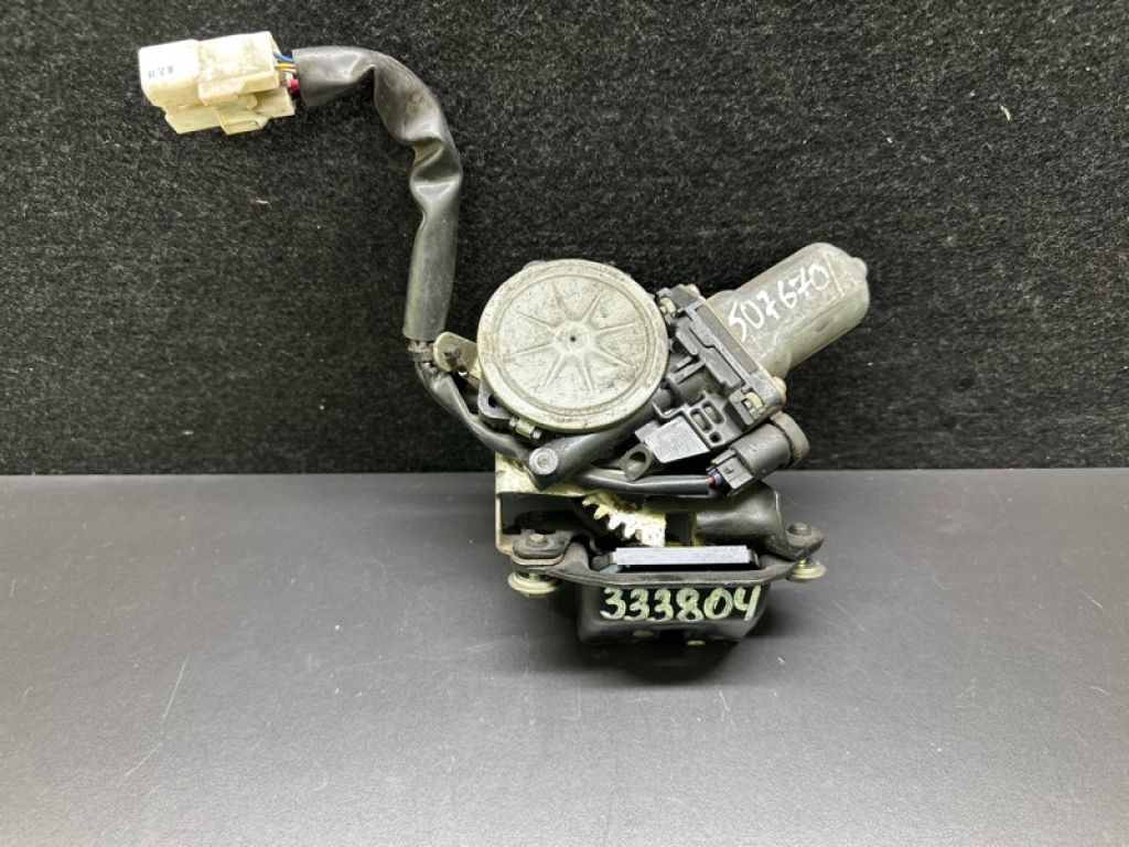 69350-48060 | Замок крышки багажника LEXUS RX350/450 09-15 - Фото 3