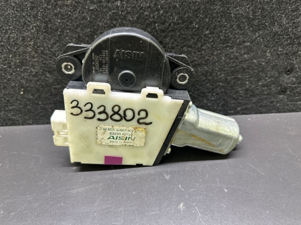 63260-50070 | Моторчик люка LEXUS LS460 06-12
