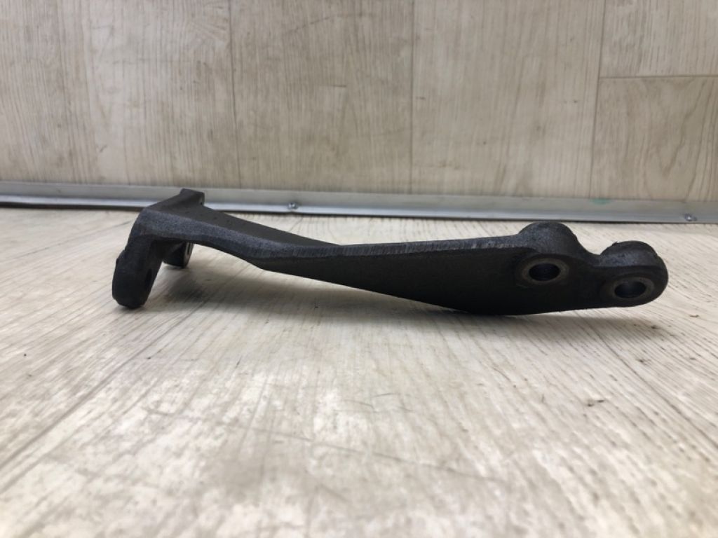 3311814050 | Кронштейн КПП прав. TOYOTA SUPRA 86-92 - Фото 4