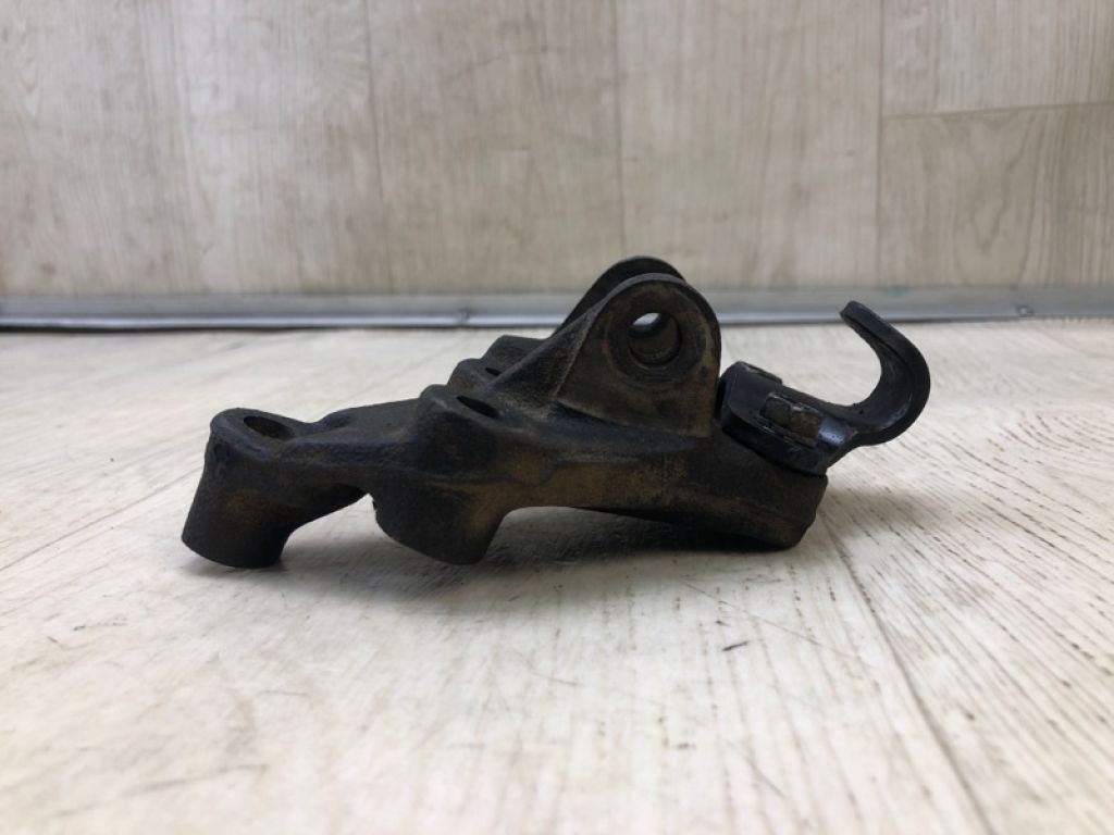 1251142010 | Кронштейн генератора TOYOTA SUPRA 86-92 - Фото 6