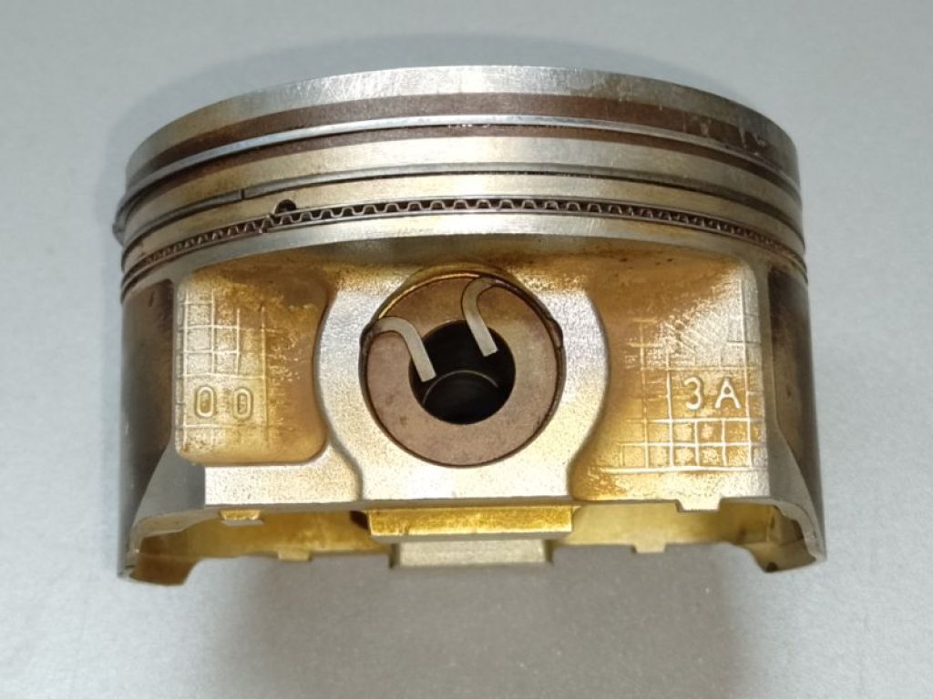 поршень SUBARU LEGACY 03-09 BL/BP
