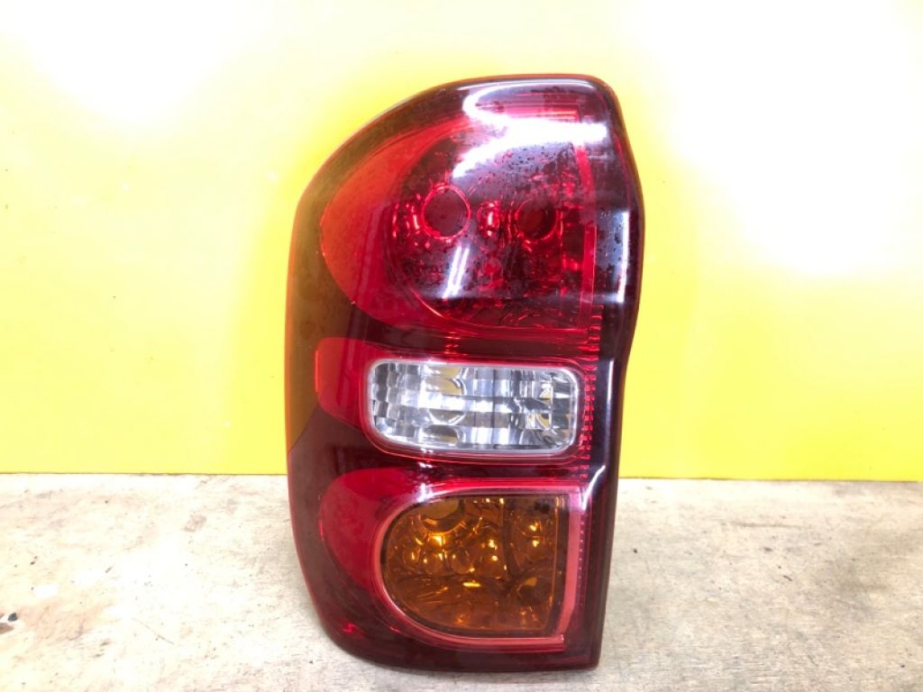 8156142080 | Фонарь наружный лев. TOYOTA RAV4 00-05
