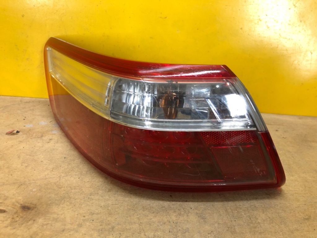 8156133480 | Ліхтар зовнішній лів. TOYOTA CAMRY 40 06-11