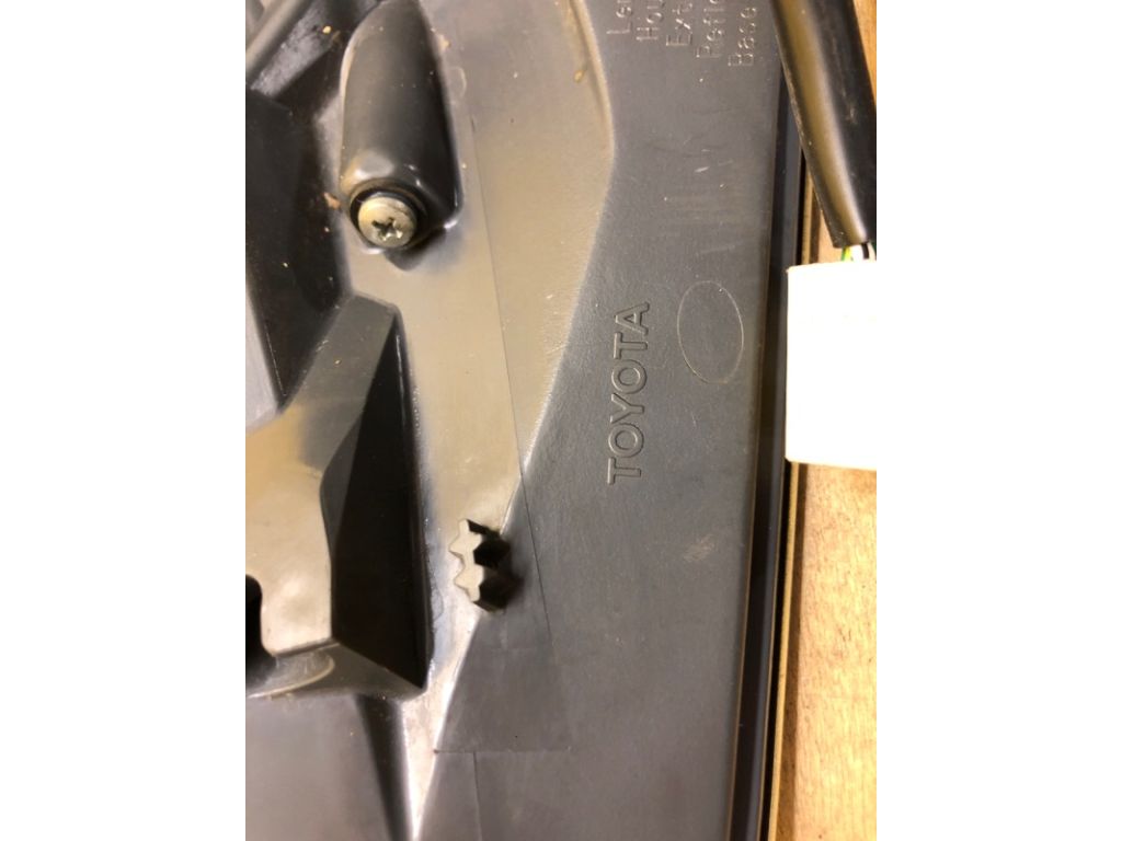 81551-48260 | Ліхтар зовнішній прав. LEXUS RX350/450 09-15 - Фото 7