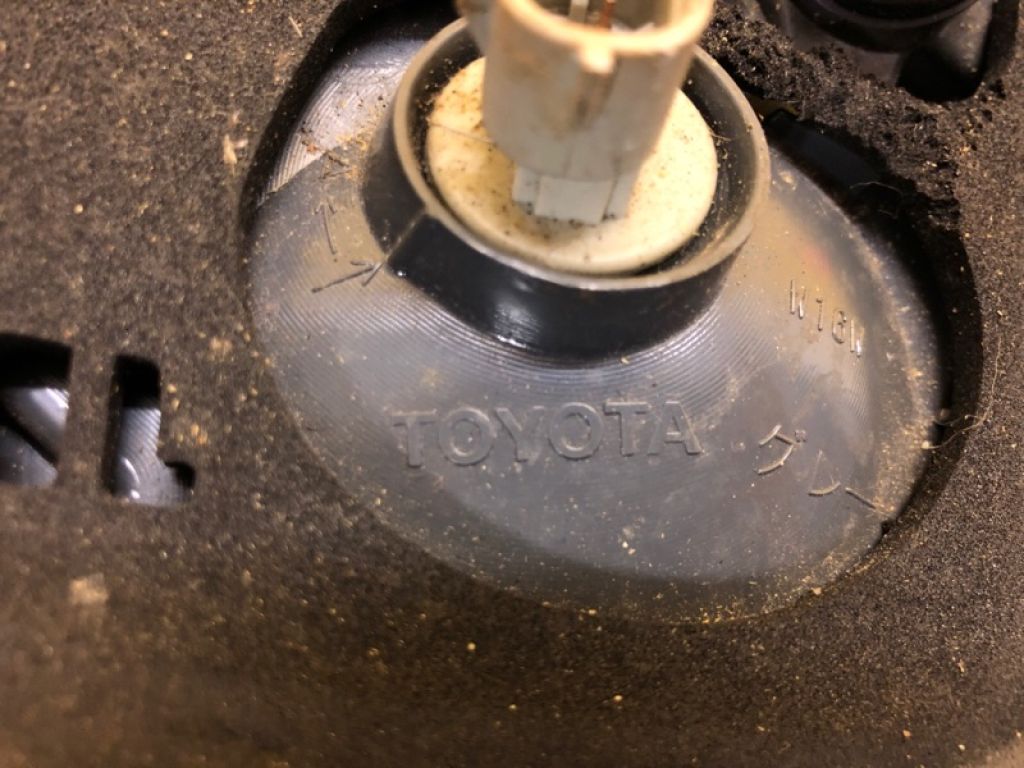 81591-48120 | Ліхтар внутрішній лів. LEXUS RX350/450 09-15 - Фото 5