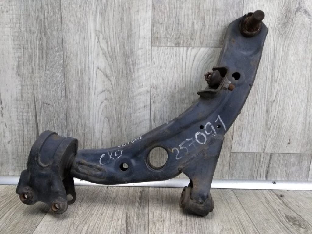 TE69-34-350 | Важіль передньої підвіски нижній лів. MAZDA CX-9 06-16