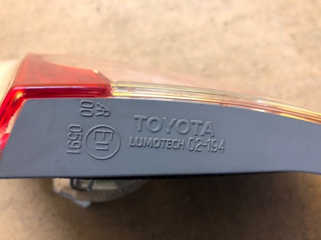 8158112180 | Ліхтар внутрішній прав. TOYOTA COROLLA 150 06-13 - Фото 5