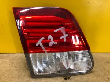 Ліхтар внутрішній лів. TOYOTA AVENSIS 08-18