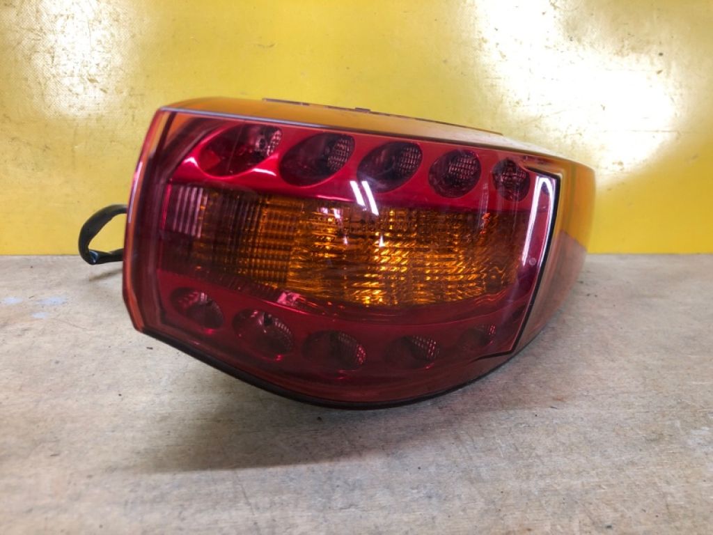 26550-1CA0A | Ліхтар зовнішній прав. INFINITI FX/QX70 S51 08-17