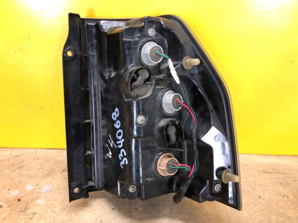 8330A093 | Фонарь наружный лев. MITSUBISHI PAJERO 06-21 - Фото 3