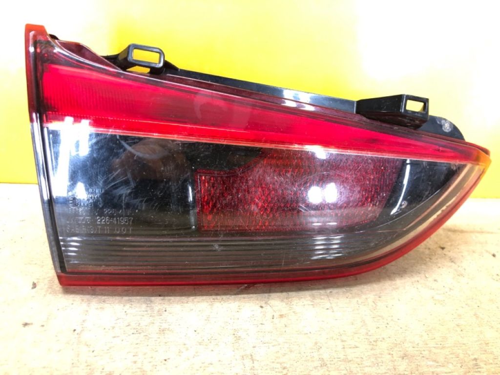 GHK1-51-3G0B | Ліхтар внутрішній лів. MAZDA 6 GJ 12-