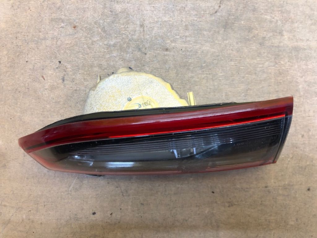 GHK1-51-3G0B | Ліхтар внутрішній лів. MAZDA 6 GJ 12- - Фото 5