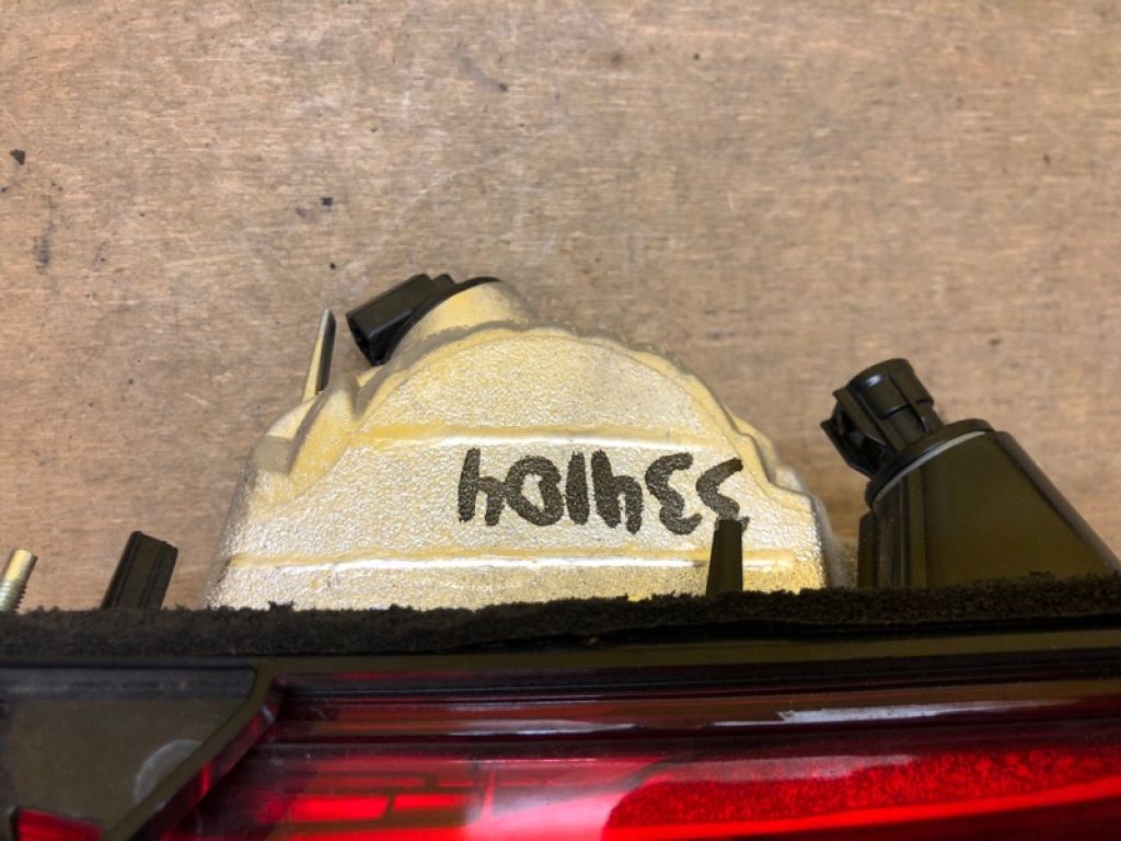 GHK1-51-3F0B | Фонарь внутренний прав. MAZDA 6 GJ 12- - Фото 2