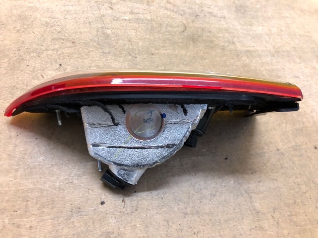 GHK1-51-3F0B | Ліхтар внутрішній прав. MAZDA 6 GJ 12- - Фото 5