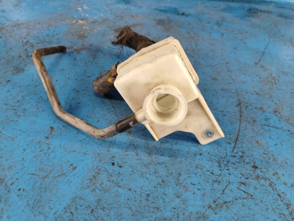 21537-3NA0A | Бачок розширювальний NISSAN LEAF 10-17 - Фото 3