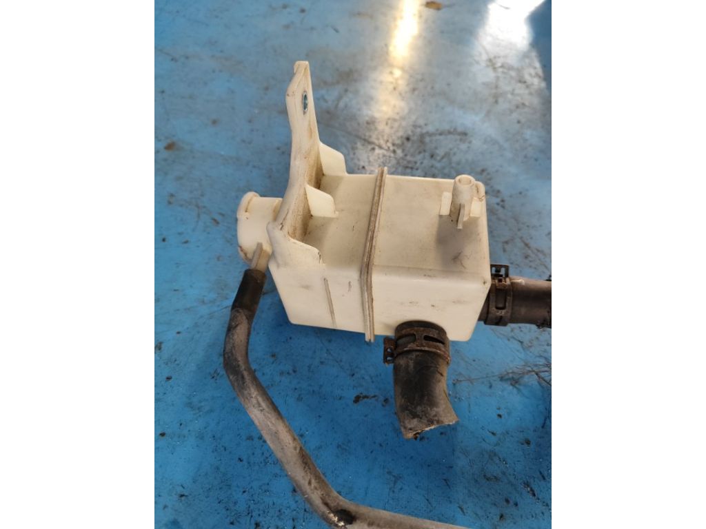 21537-3NA0A | Бачок розширювальний NISSAN LEAF 10-17 - Фото 4