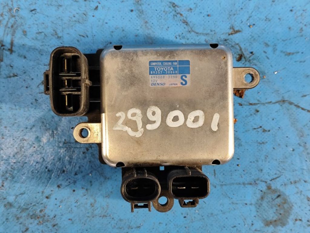 89257-30060 | Блок управления вентилятором радиатора TOYOTA CAMRY 40 06-11