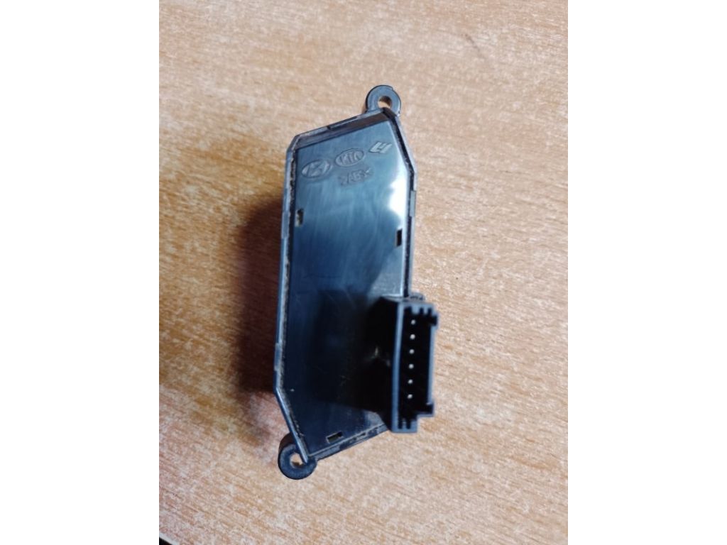 96720-2T120MB2 | Кнопки руля лів. KIA OPTIMA TF 11-16 - Фото 3